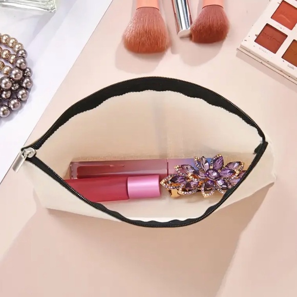 Sanrio Keroppi Pixel Art Cosmetic Bag • NWT • Travel Pouch - Picture 5 of 6